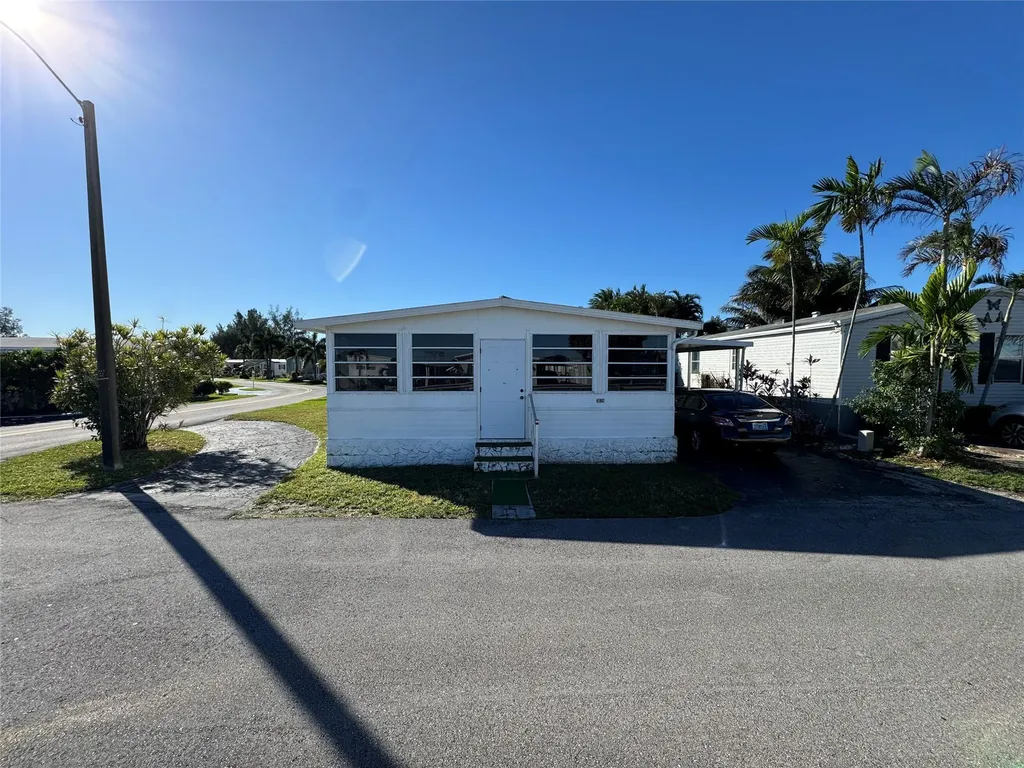 3028 Lakeshore Drive Fort Lauderdale FL 33312