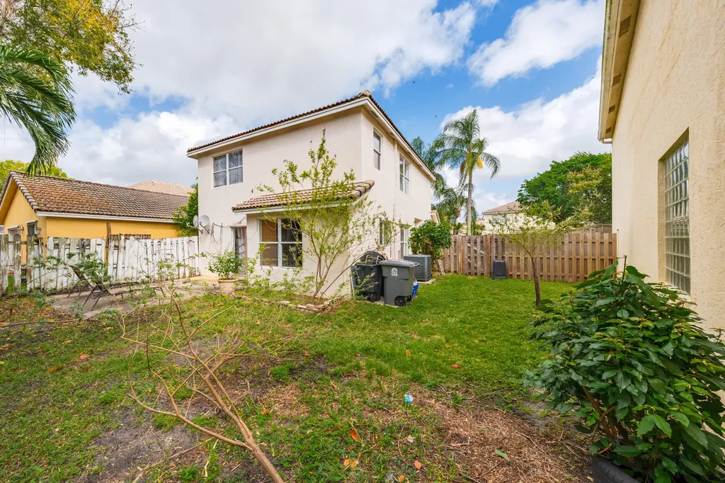 6824 Long Key Street Lake Worth FL 33467