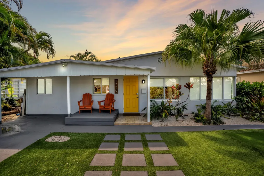 1229 NE 17th Avenue Fort Lauderdale FL 33304