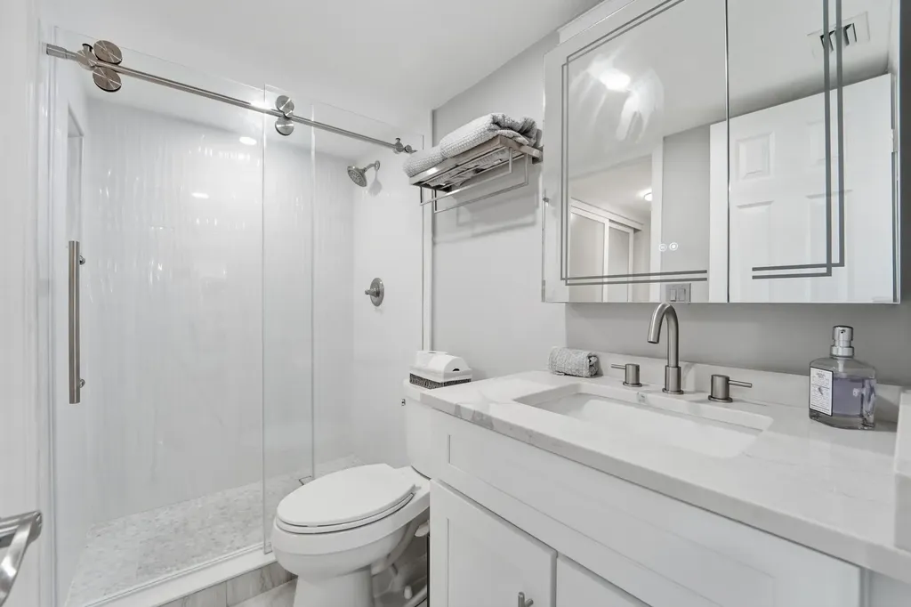 1605 S Us Highway 1 Jupiter FL 33477