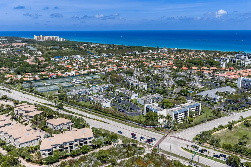 1605 S Us Highway 1 Jupiter FL 33477