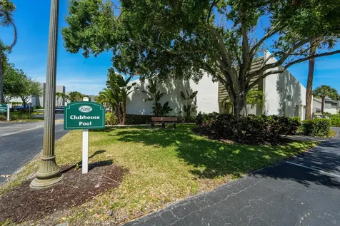 1605 S Us Highway 1 Jupiter FL 33477