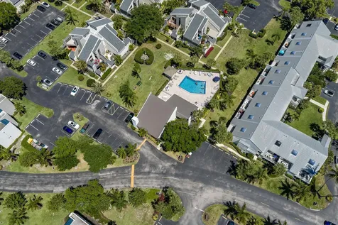 1605 S Us Highway 1 Jupiter FL 33477