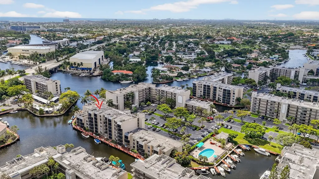 6 Royal Palm Way Boca Raton FL 33432