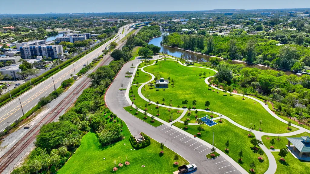 6 Royal Palm Way Boca Raton FL 33432