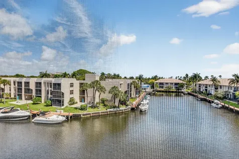 6 Royal Palm Way Boca Raton FL 33432