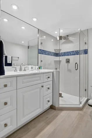 6 Royal Palm Way Boca Raton FL 33432