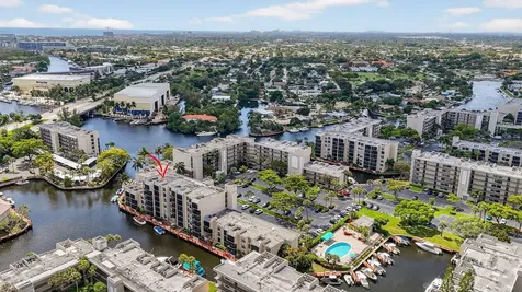 6 Royal Palm Way Boca Raton FL 33432