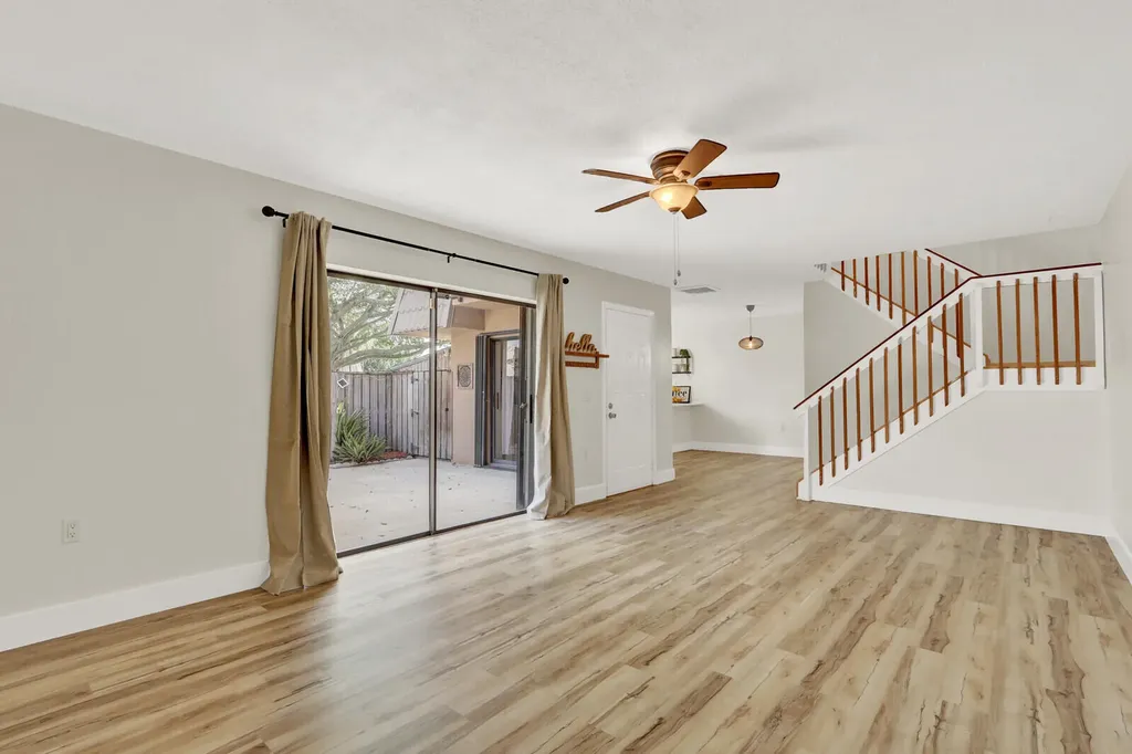 6605 66th Way West Palm Beach FL 33409