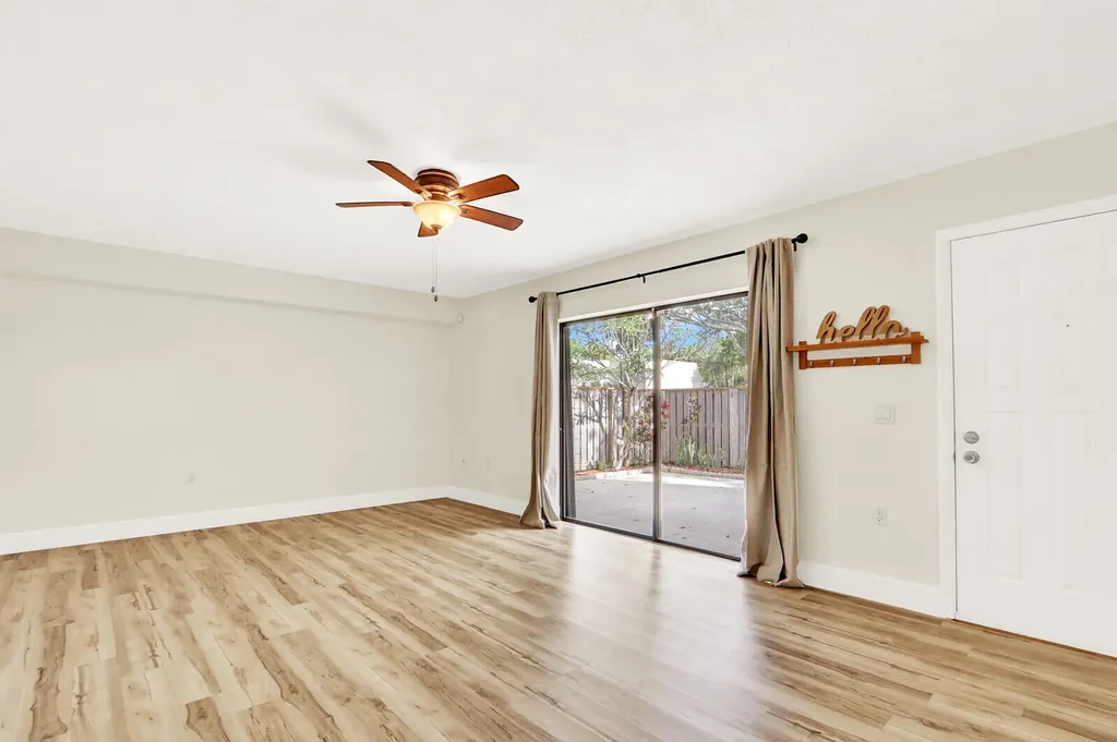 6605 66th Way West Palm Beach FL 33409