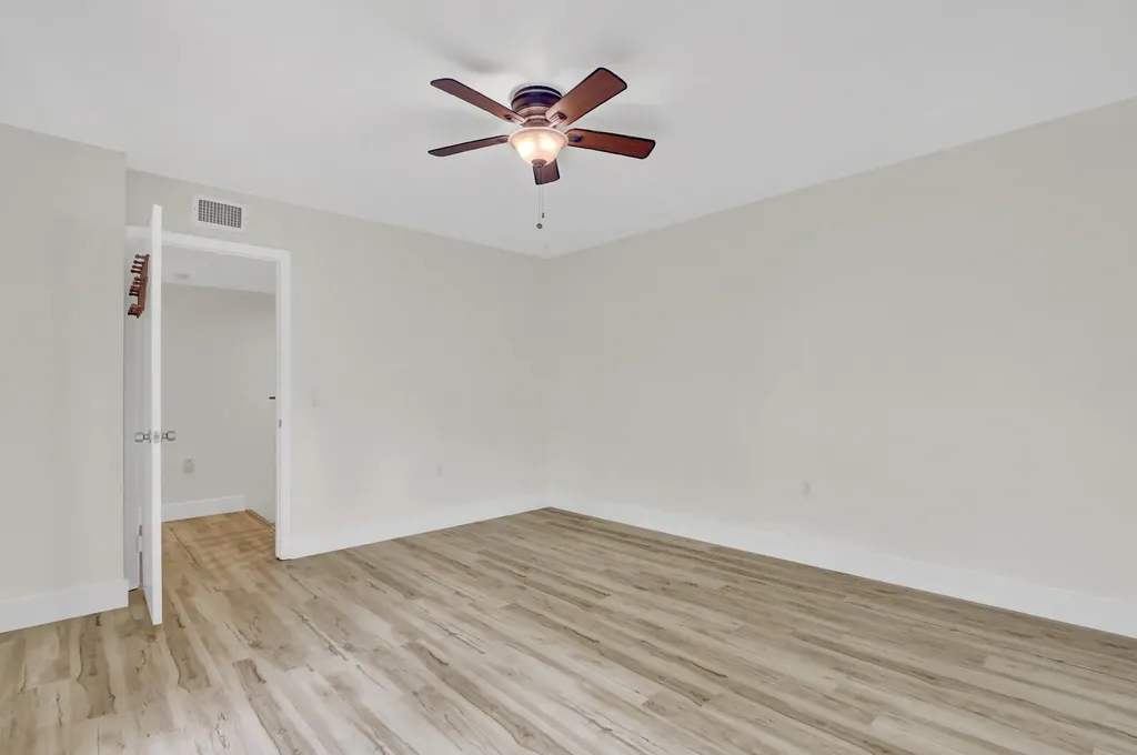 6605 66th Way West Palm Beach FL 33409