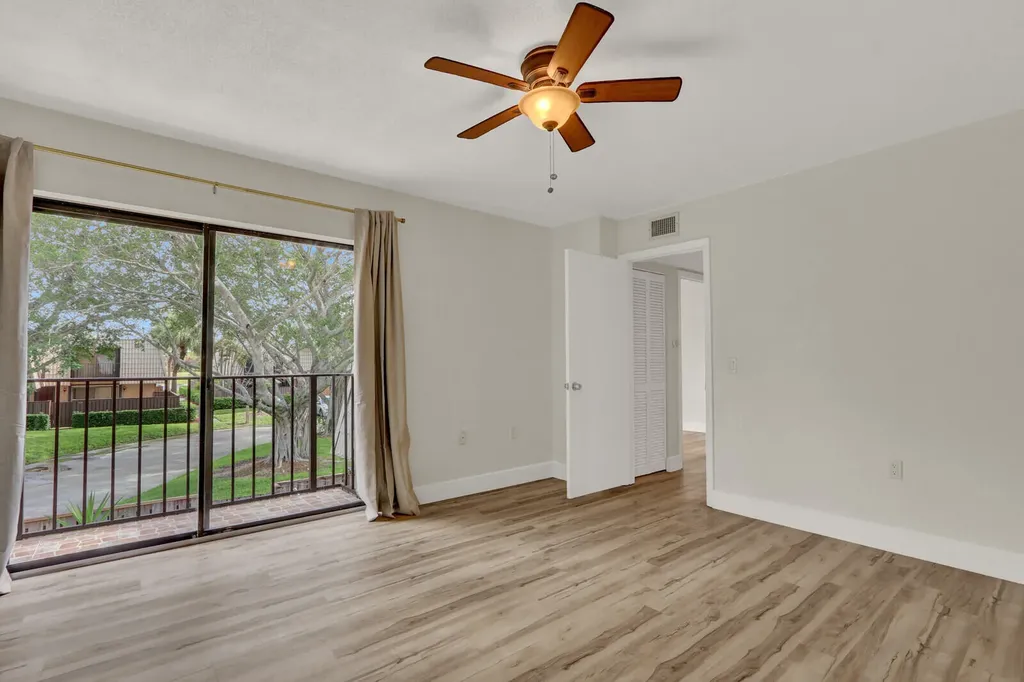 6605 66th Way West Palm Beach FL 33409
