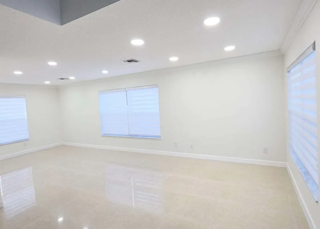 6125 NW 40th Street Coral Springs FL 33067