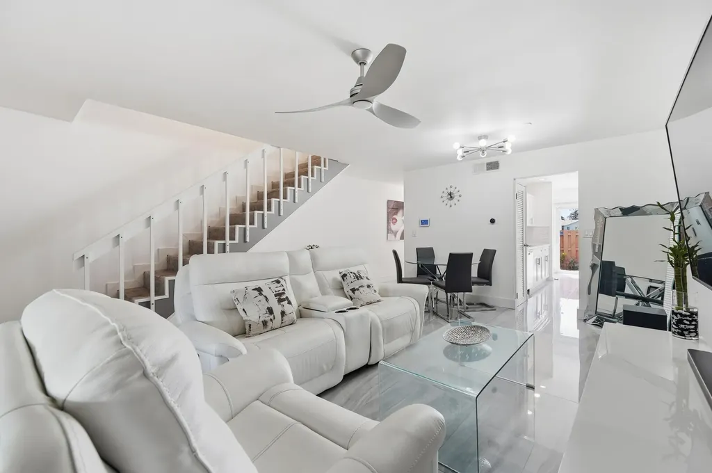 10875 NW 29th Manor Sunrise FL 33322