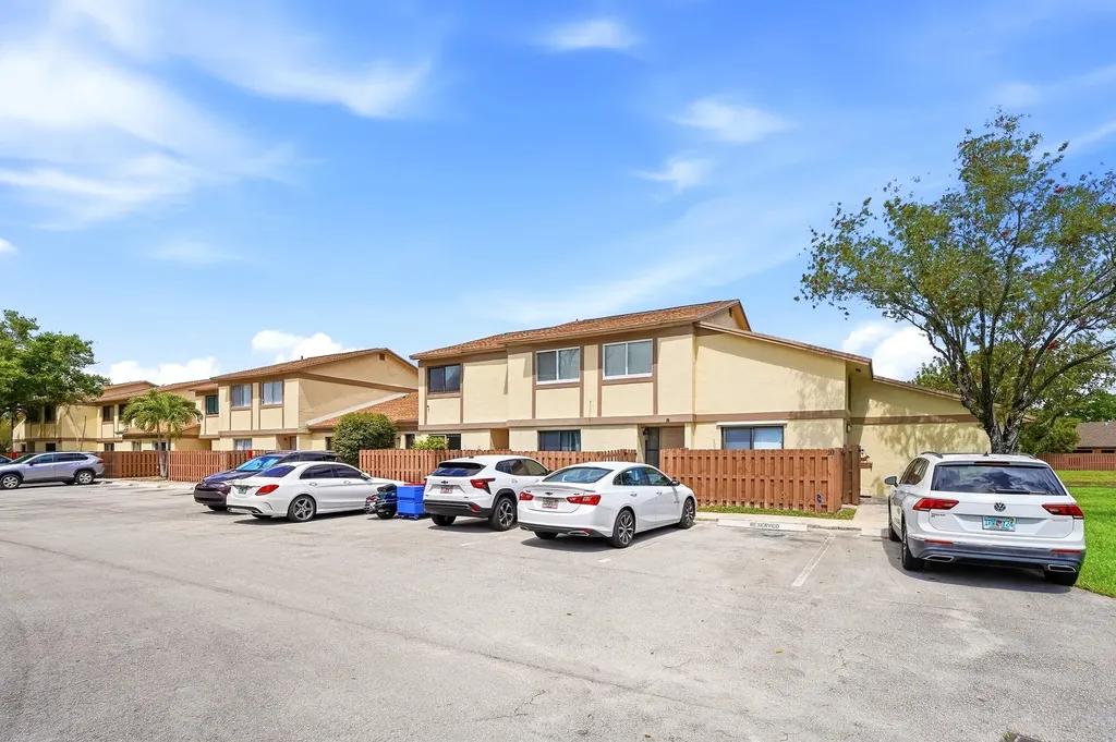 10875 NW 29th Manor Sunrise FL 33322