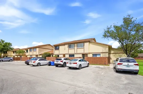 10875 NW 29th Manor Sunrise FL 33322