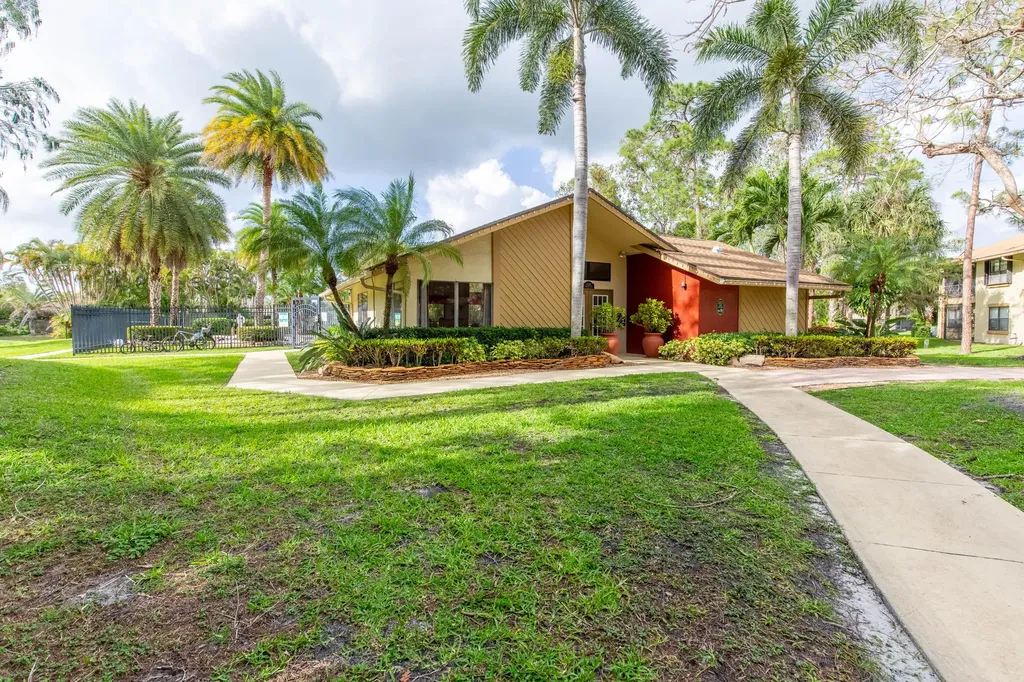 13035 Albright Court Wellington FL 33414