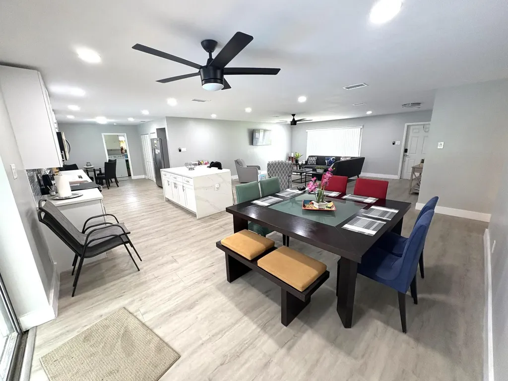 1401 NW 75th Terrace Plantation FL 33313