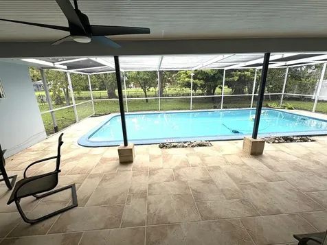 1401 NW 75th Terrace Plantation FL 33313