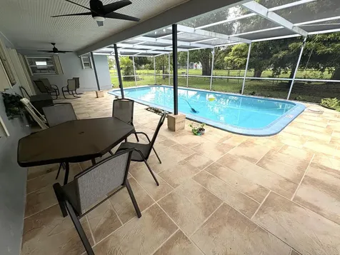 1401 NW 75th Terrace Plantation FL 33313