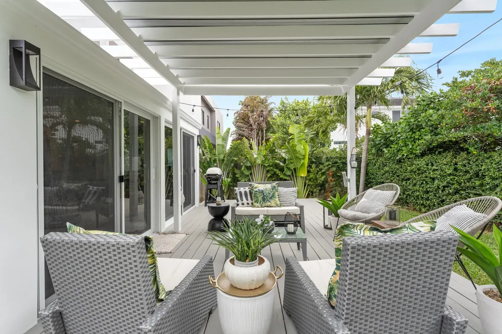 807 SE 11th Court Fort Lauderdale FL 33316