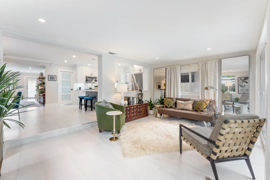 807 SE 11th Court Fort Lauderdale FL 33316