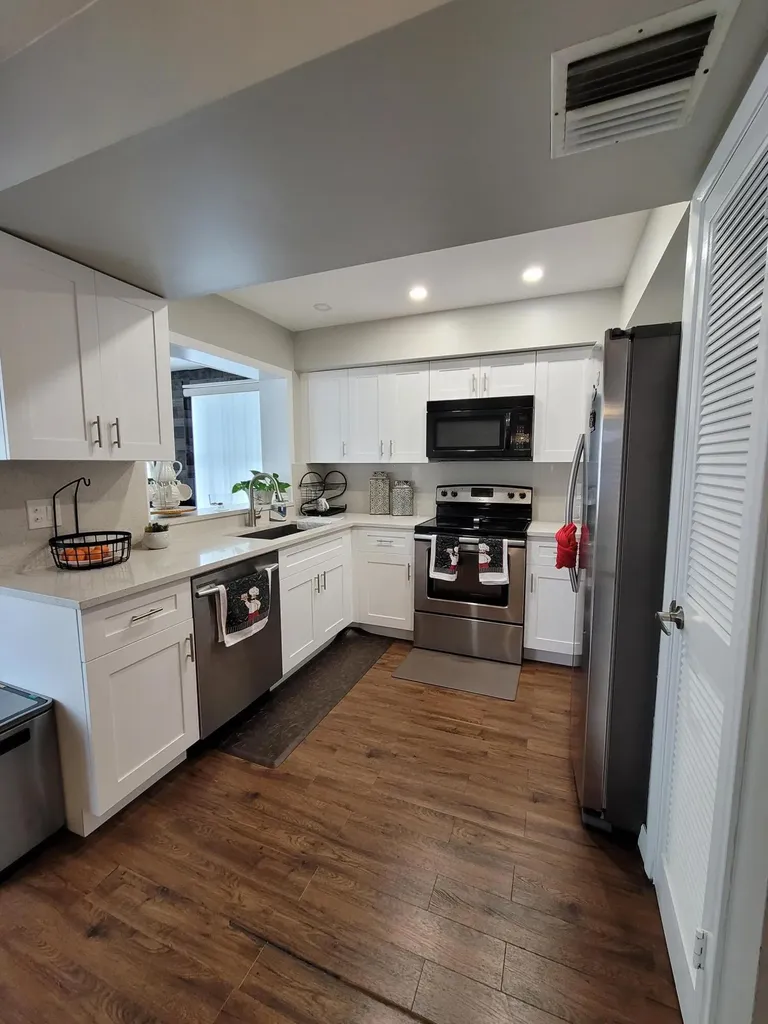262 NE Floresta Drive Port St Lucie FL 34983