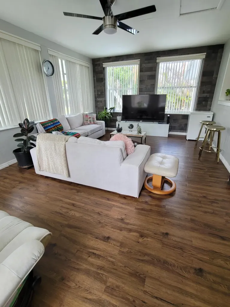 262 NE Floresta Drive Port St Lucie FL 34983