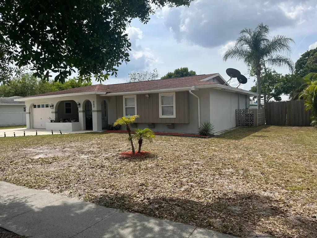 262 NE Floresta Drive Port St Lucie FL 34983
