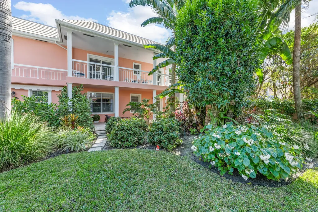 134 Peruvian Avenue Palm Beach FL 33480