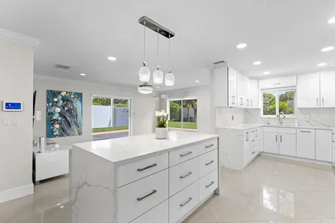747 Avon Road West Palm Beach FL 33401