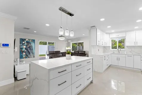 747 Avon Road West Palm Beach FL 33401