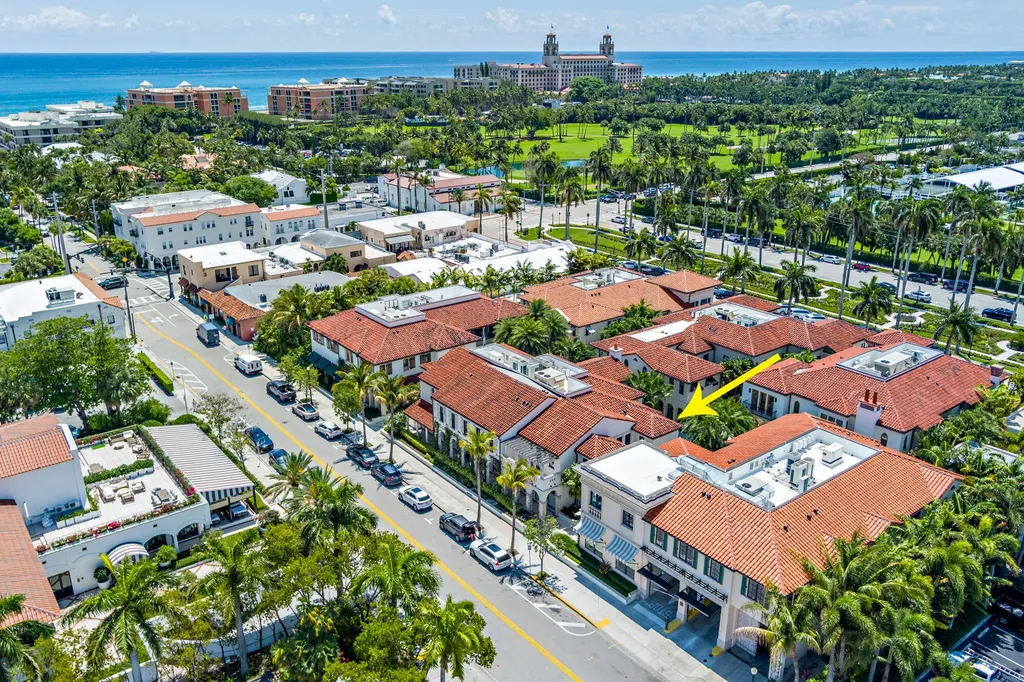 5 Via Flagler Palm Beach FL 33480