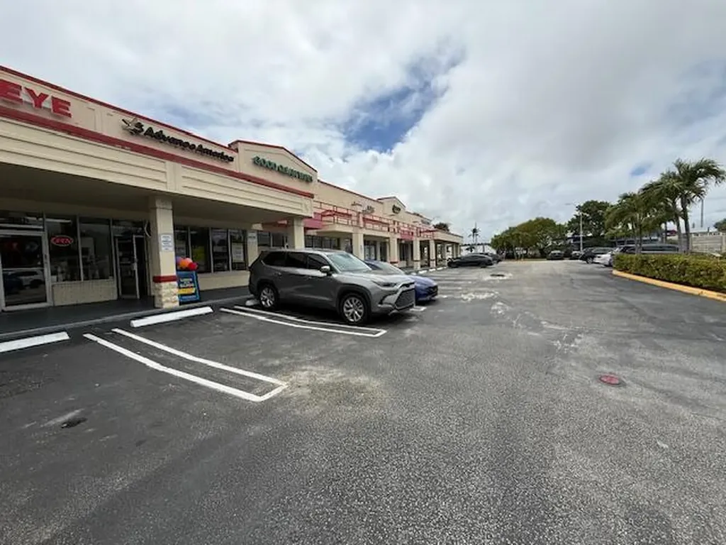 958 Northlake Boulevard Lake Park FL