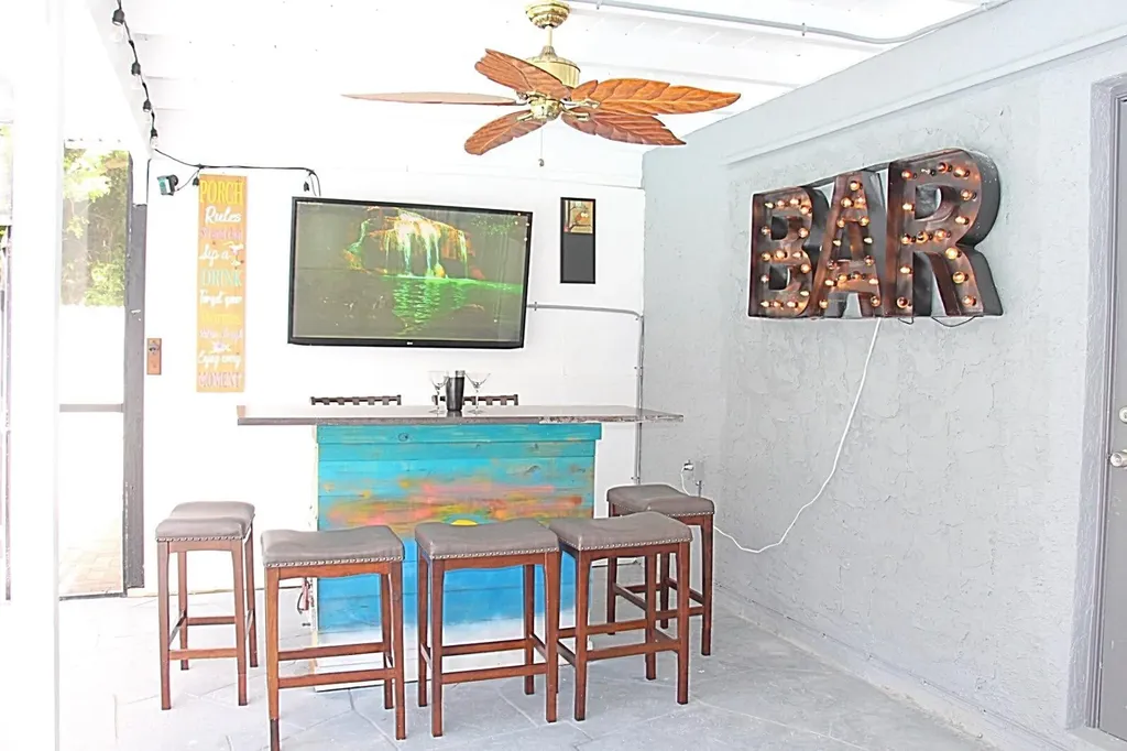 2077 Carambola Road West Palm Beach FL 33406