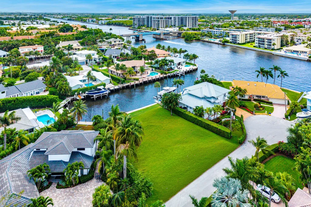 29 Hibiscus Way Ocean Ridge FL 33435