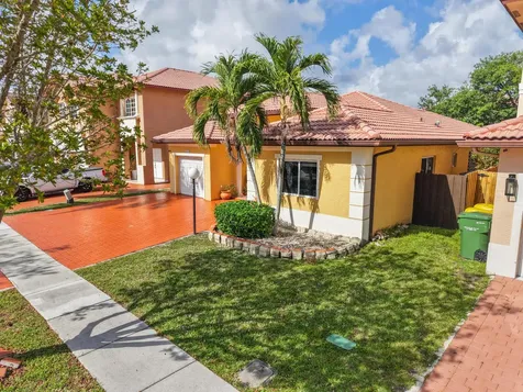 2724 NE 42nd Avenue Homestead FL 33033