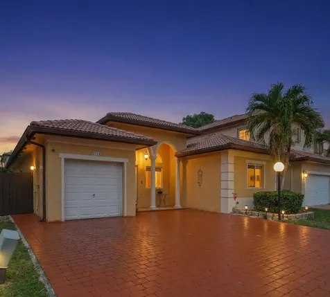 2724 NE 42nd Avenue Homestead FL 33033