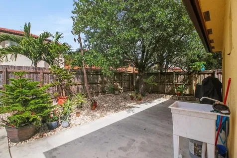 2724 NE 42nd Avenue Homestead FL 33033