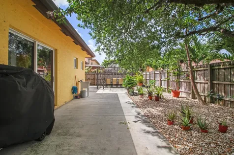 2724 NE 42nd Avenue Homestead FL 33033