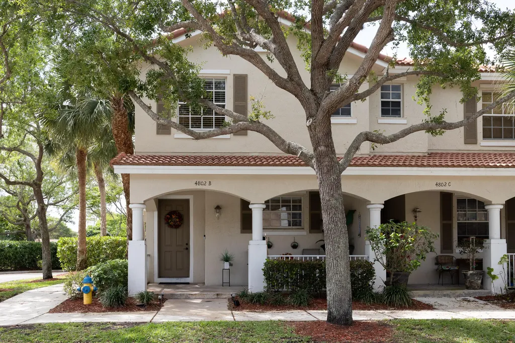 4802 W Bexley Park Drive Delray Beach FL 33445