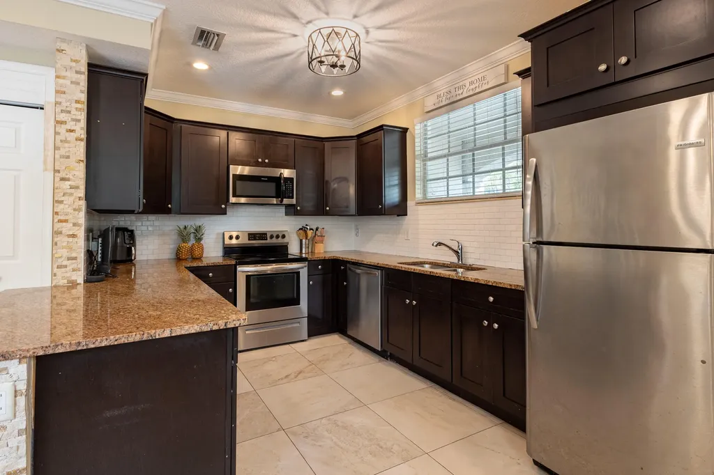 4802 W Bexley Park Drive Delray Beach FL 33445