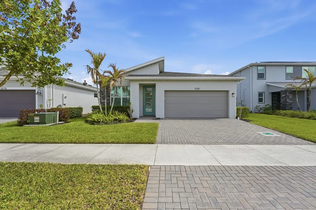 12767 SW Phoenix Drive Port St Lucie FL 34987