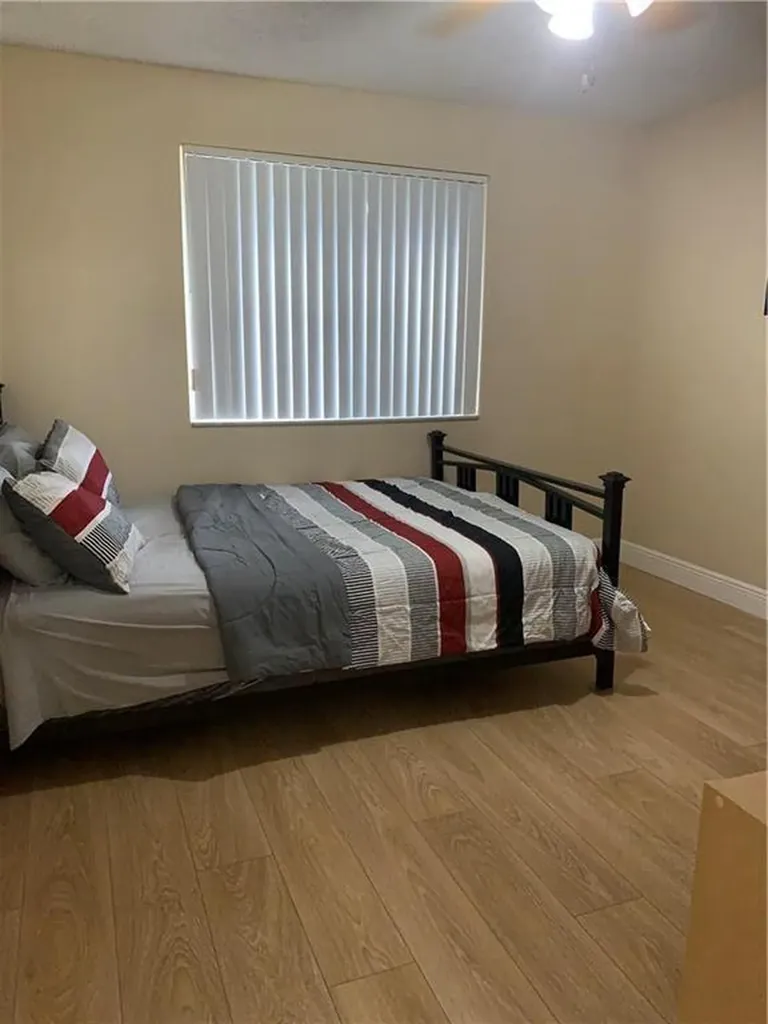 858 NW 92nd Avenue Plantation FL 33324