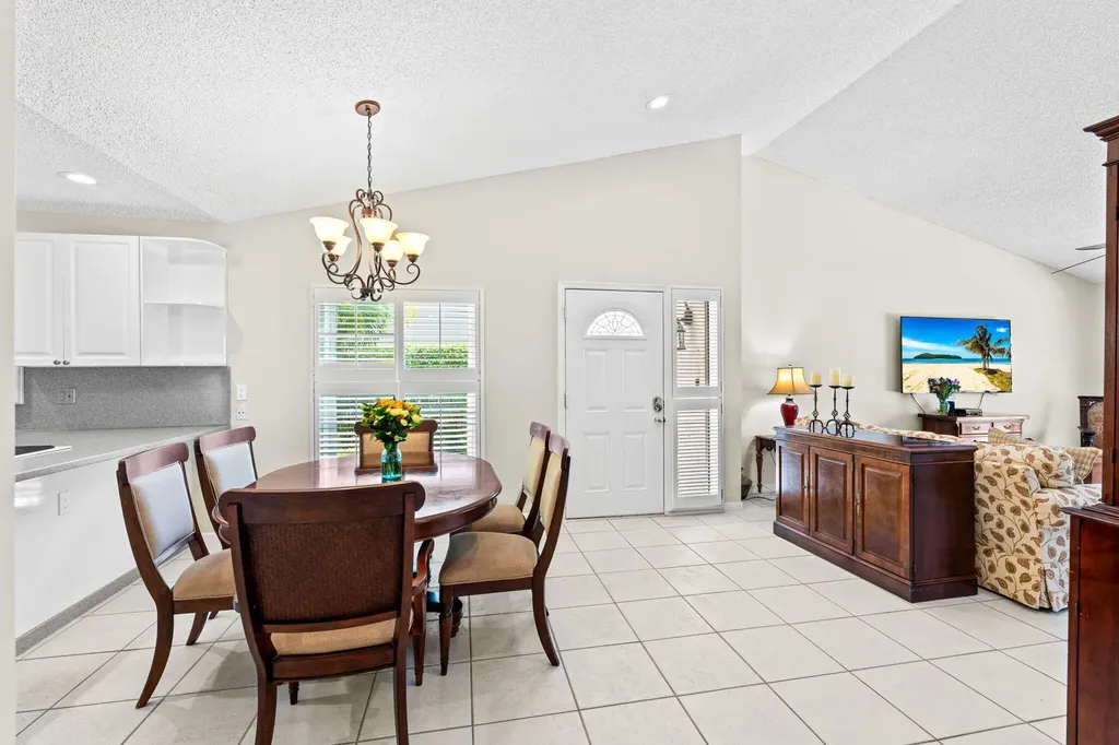 9722 Erica Court Boca Raton FL 33496