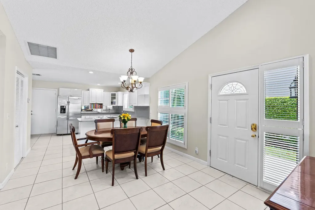 9722 Erica Court Boca Raton FL 33496