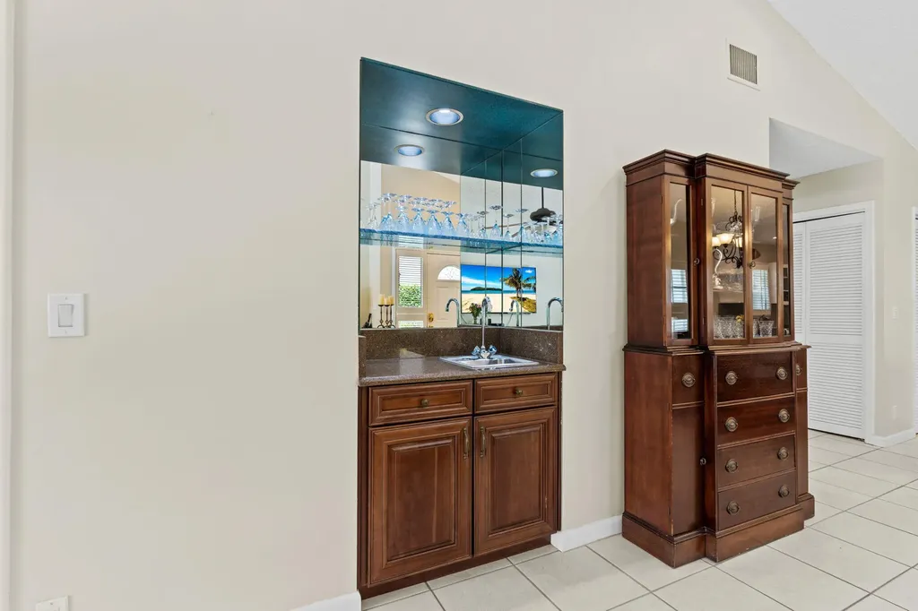 9722 Erica Court Boca Raton FL 33496