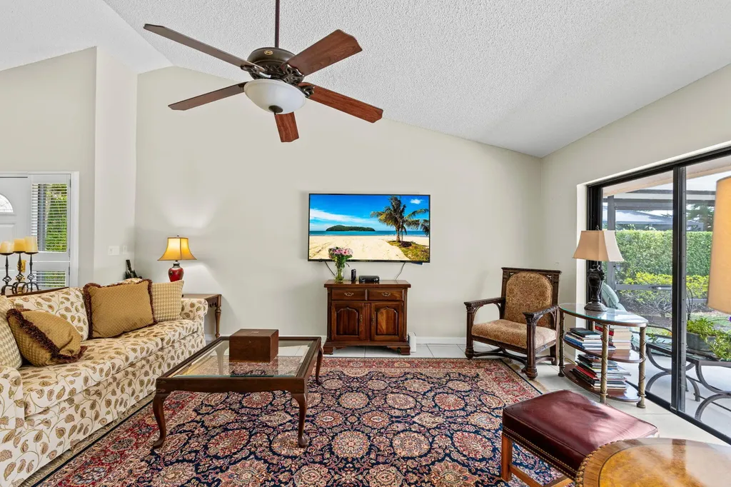 9722 Erica Court Boca Raton FL 33496
