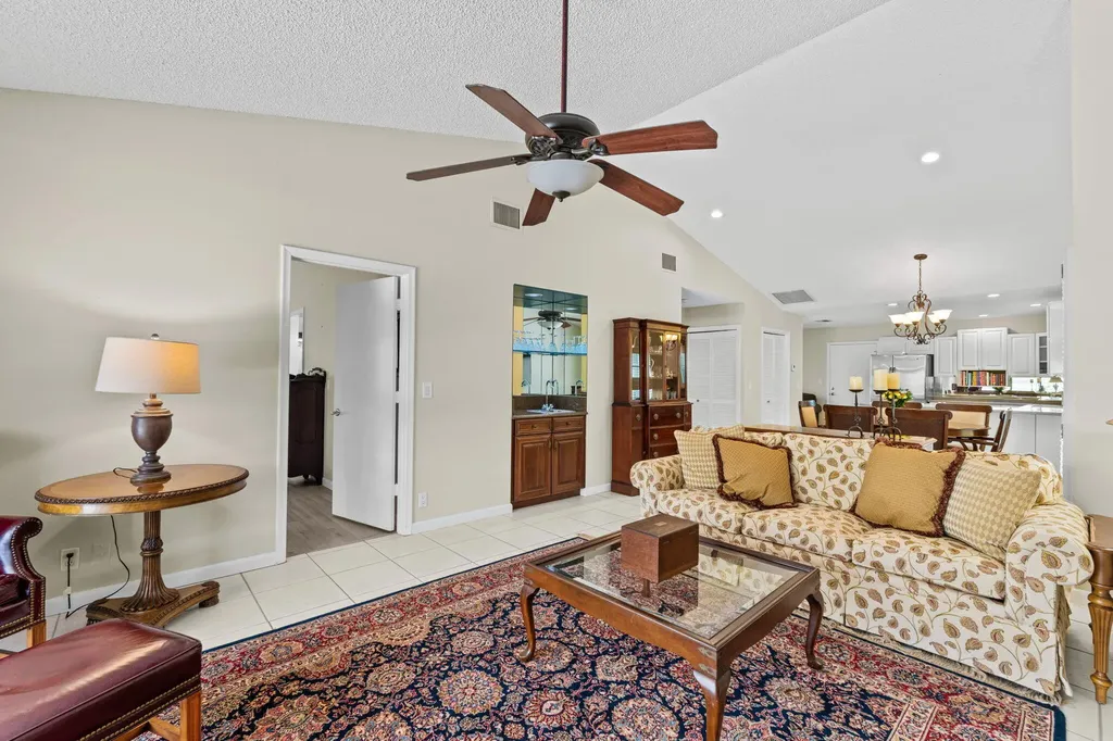 9722 Erica Court Boca Raton FL 33496