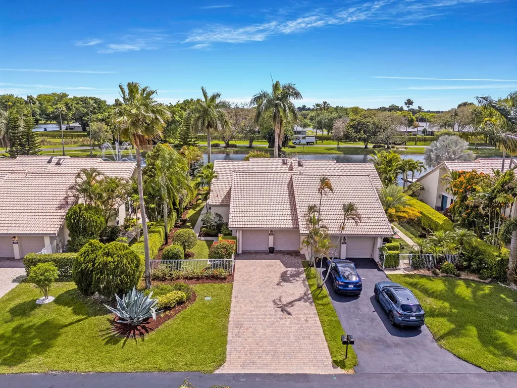 9722 Erica Court Boca Raton FL 33496